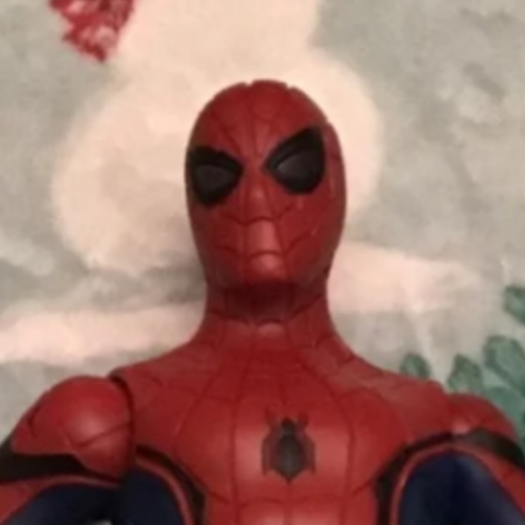 Marvel/HasbroTech Suit Spider-Man figure, - Picture 13 of 16